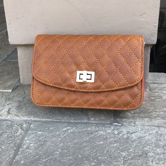 Cute Padded Crossbodies bags only tan left! - Picture 3 of 8